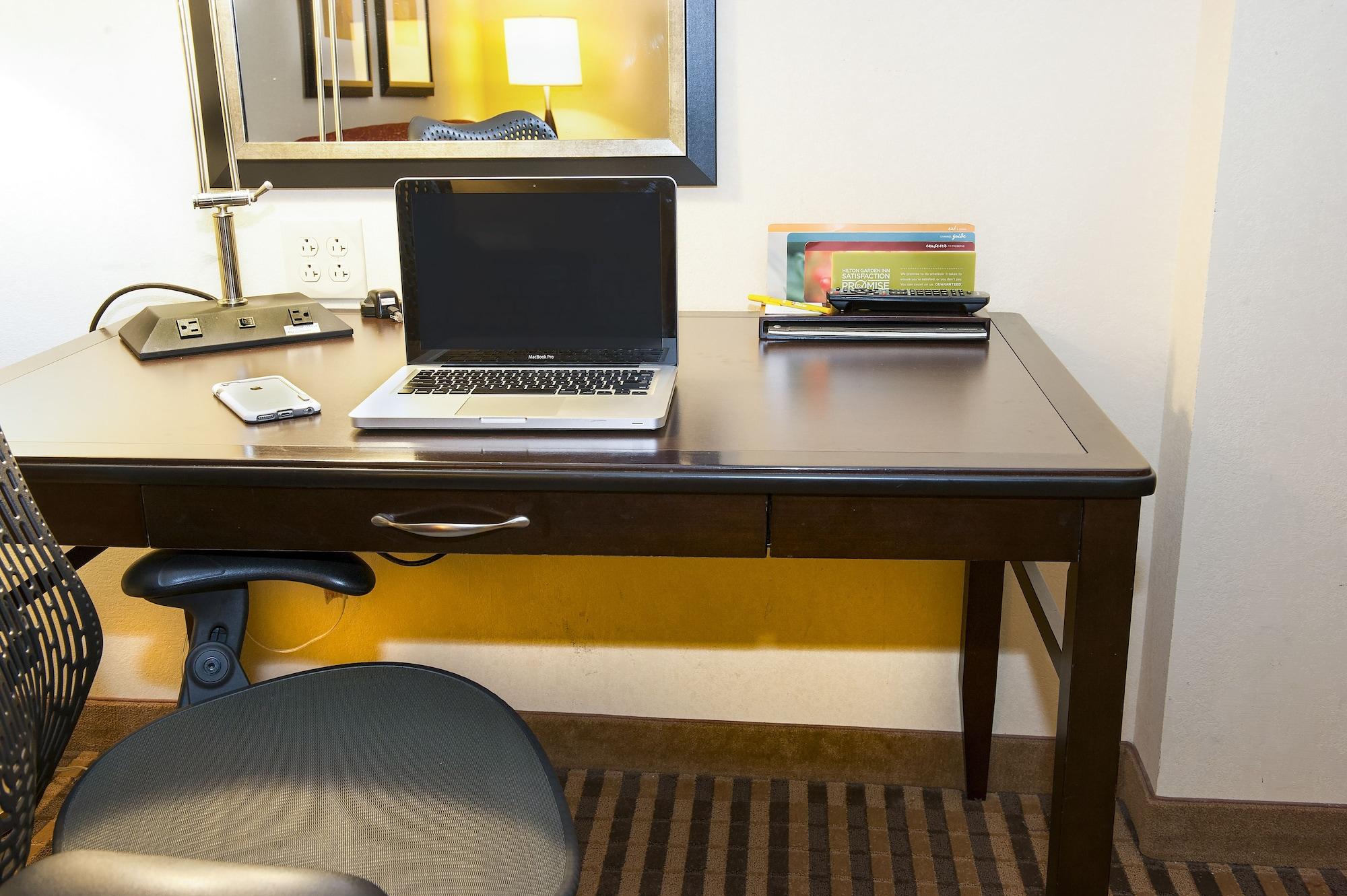 Hilton Garden Inn Columbia/Northeast Екстер'єр фото