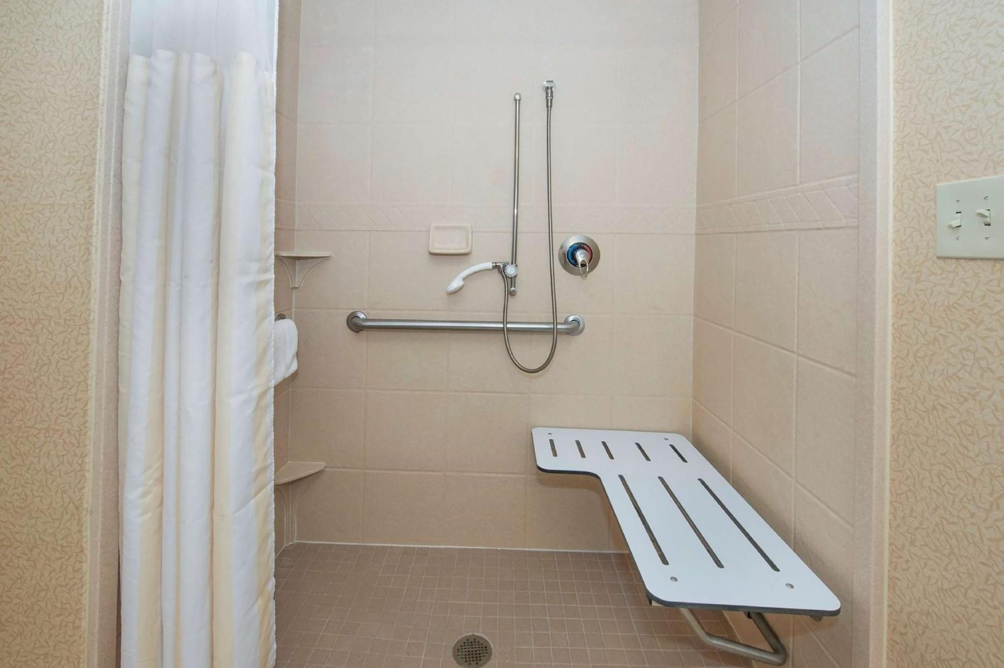 Hilton Garden Inn Columbia/Northeast Екстер'єр фото